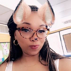 Meet your Posher, Quinisia